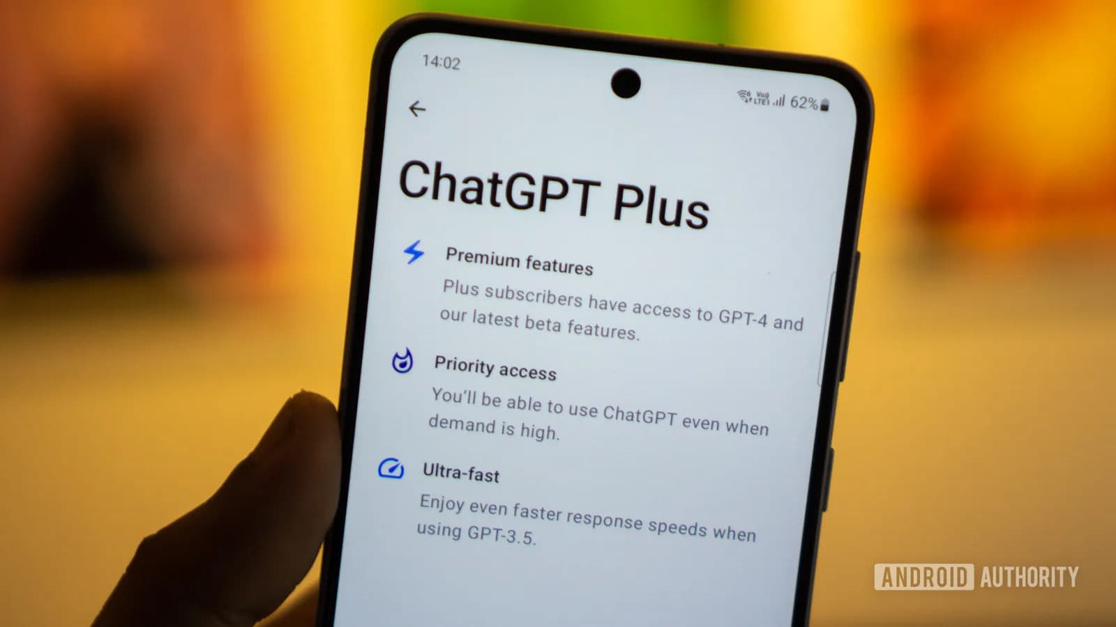 ChatGPT 想接入你個銀行戶口：AI 理財助手背後，最貴係信任