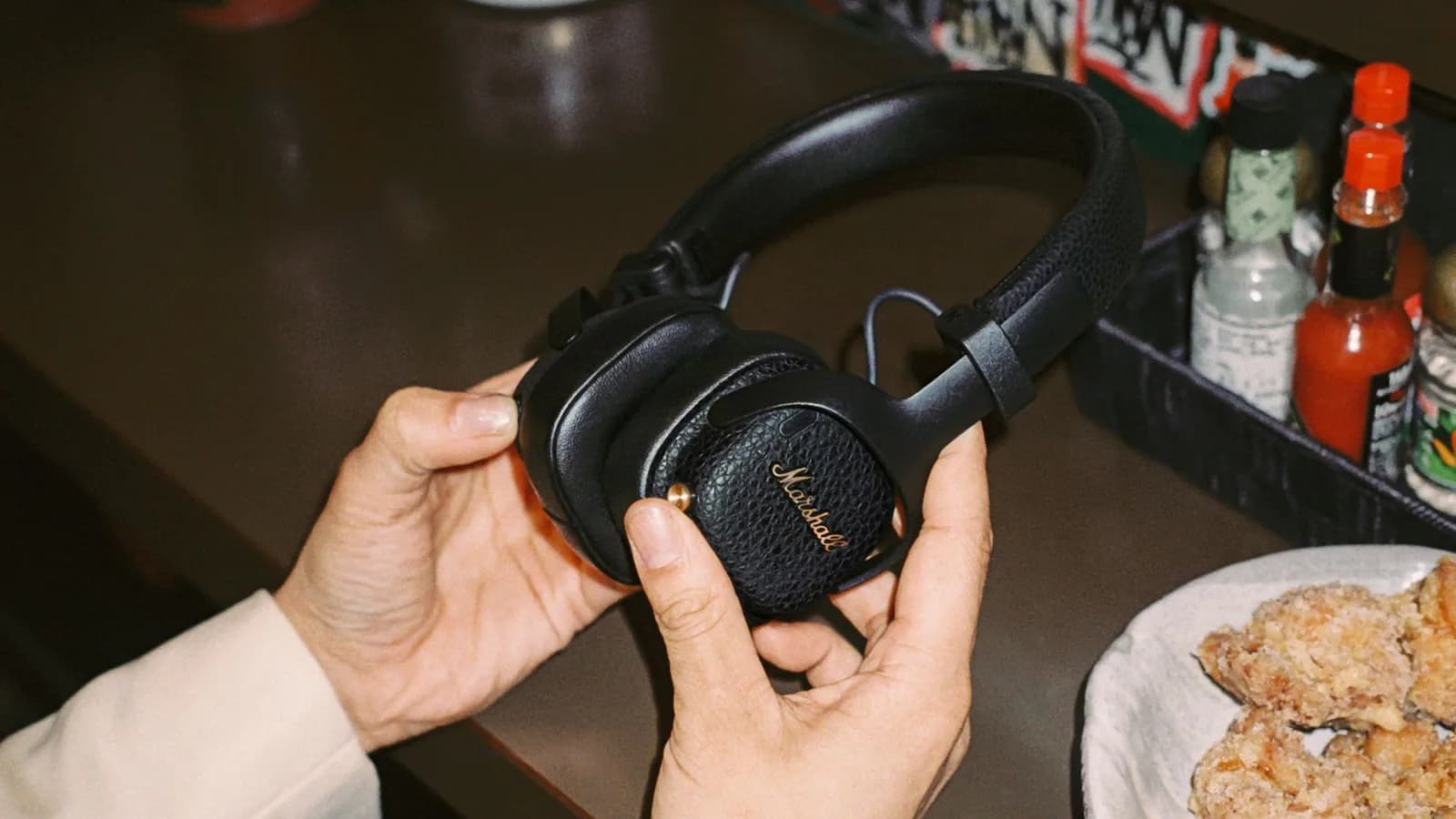 Marshall Milton A.N.C. 香港賣 HK$1,599：長續航、LDAC 同可換電池先係重點