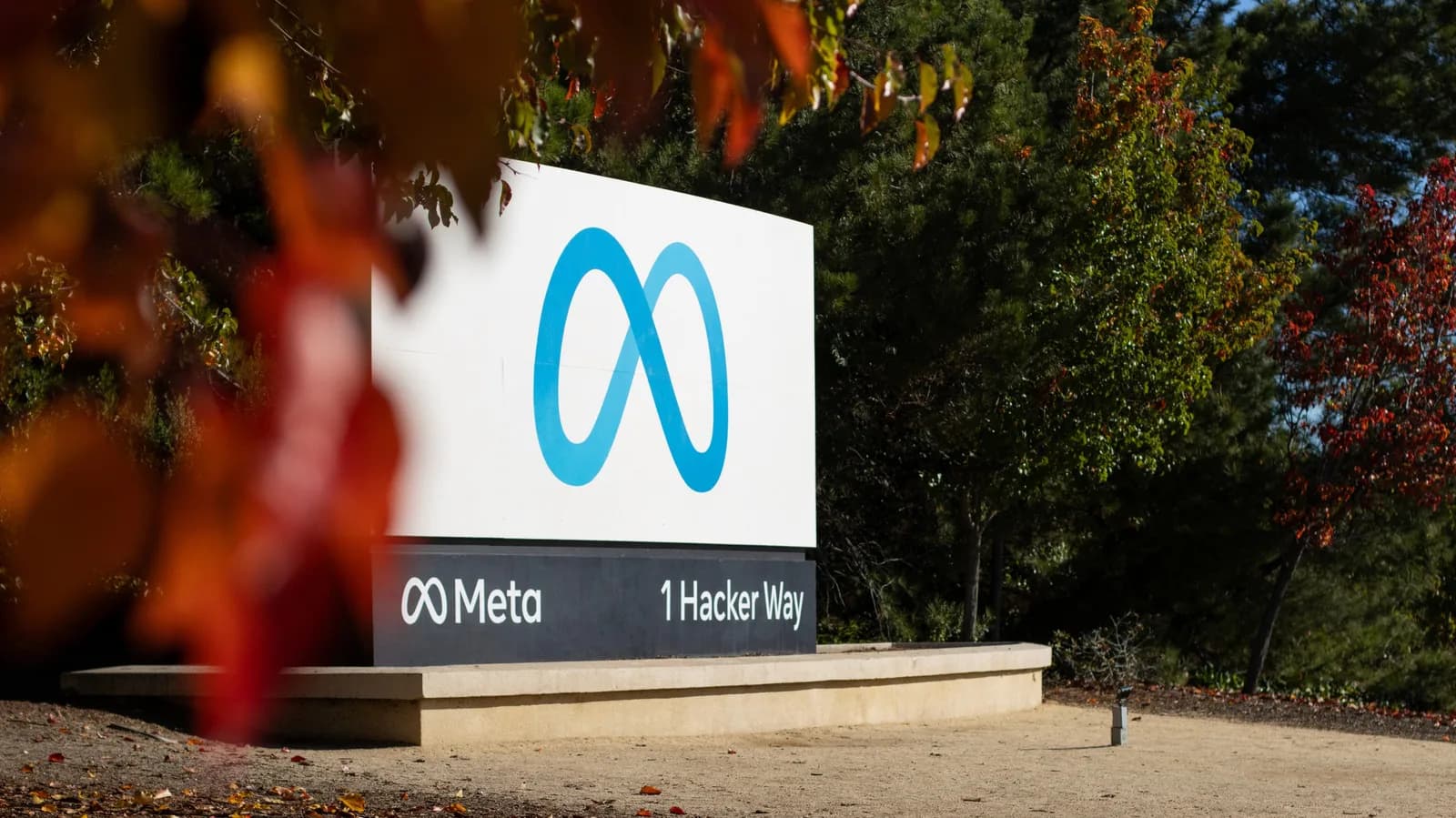 Meta 據報追蹤員工滑鼠鍵盤訓練 AI，工作私隱點變成 agent 資料