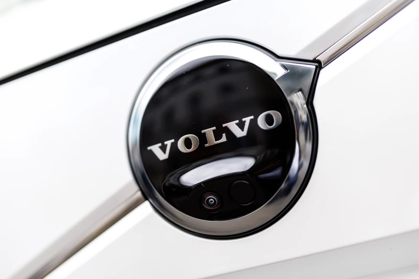 Volvo EX60 上車 Gemini：香港買 EV 唔好再淨係問續航
