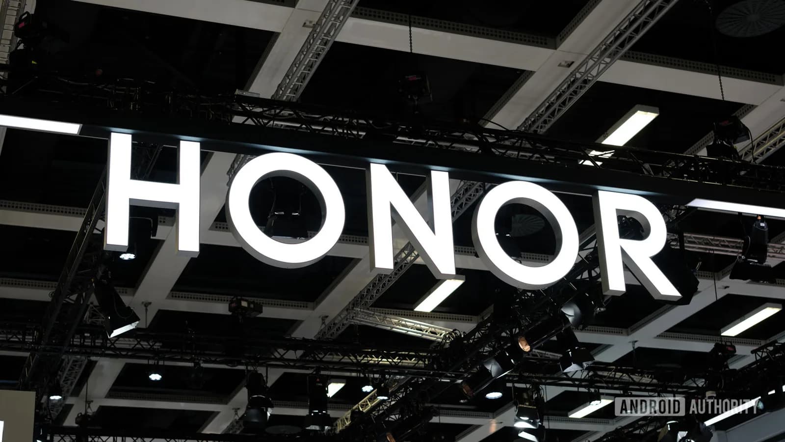 HONOR X80 Pro Max 11,000mAh 電池：大電手機有幾實用？