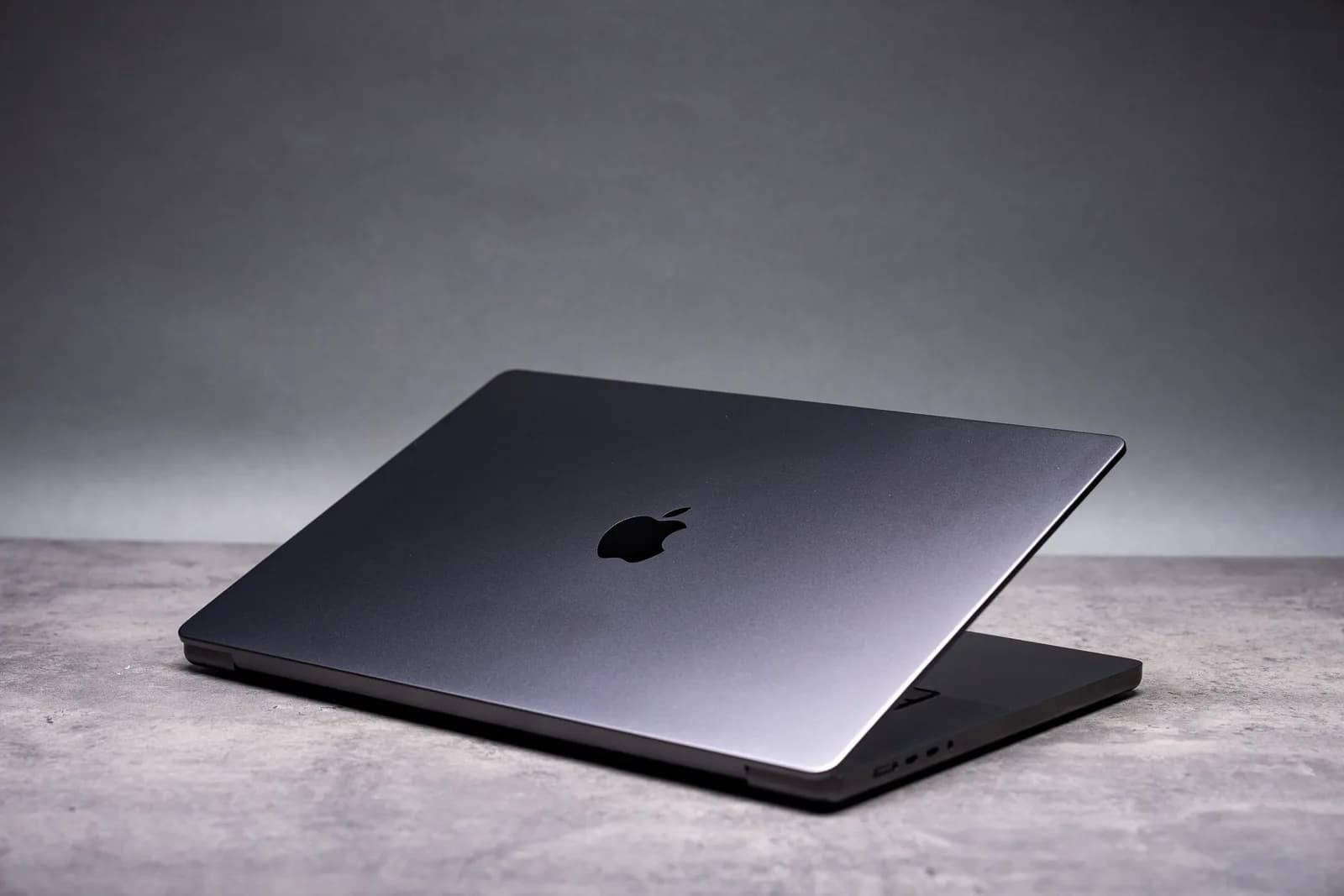 高階 Mac 可能要等到 M7：想買 MacBook Pro 使唔使忍到 2027？
