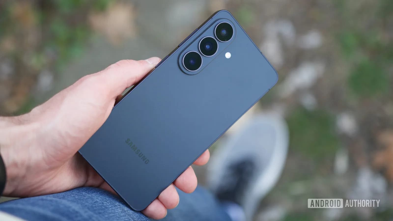 Galaxy S27 Ultra 電池傳加至 5,700mAh，矽碳技術點分容量同薄機身？