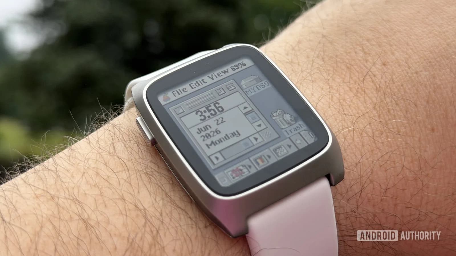 Pebble Time 2 反潮流：少啲功能、少啲充電，反而似返智能手錶