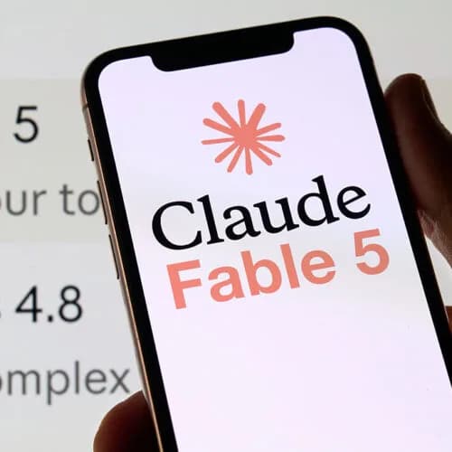 Claude Fable 5 全球重開：香港用戶同公司要先睇清區域限制