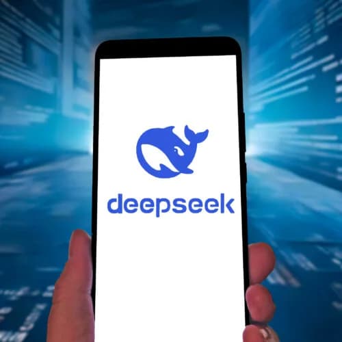 DeepSeek 傳自研推理 chip，想慳嘅唔止係 Nvidia 錢