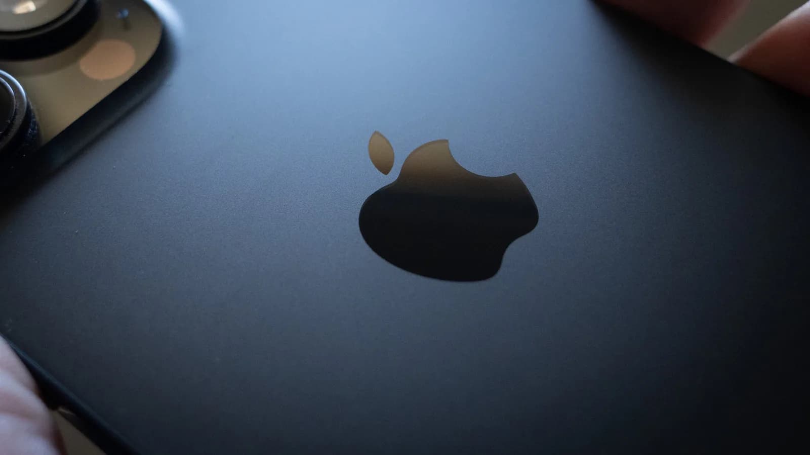 Apple 摺機傳首批得百萬部，香港買家要預咗炒價同輪候