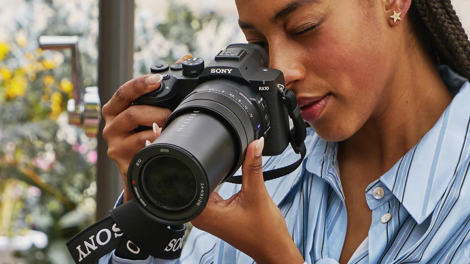 Sony RX10 V 回歸：US$2,300 嘅 24-600mm 長炮值唔值