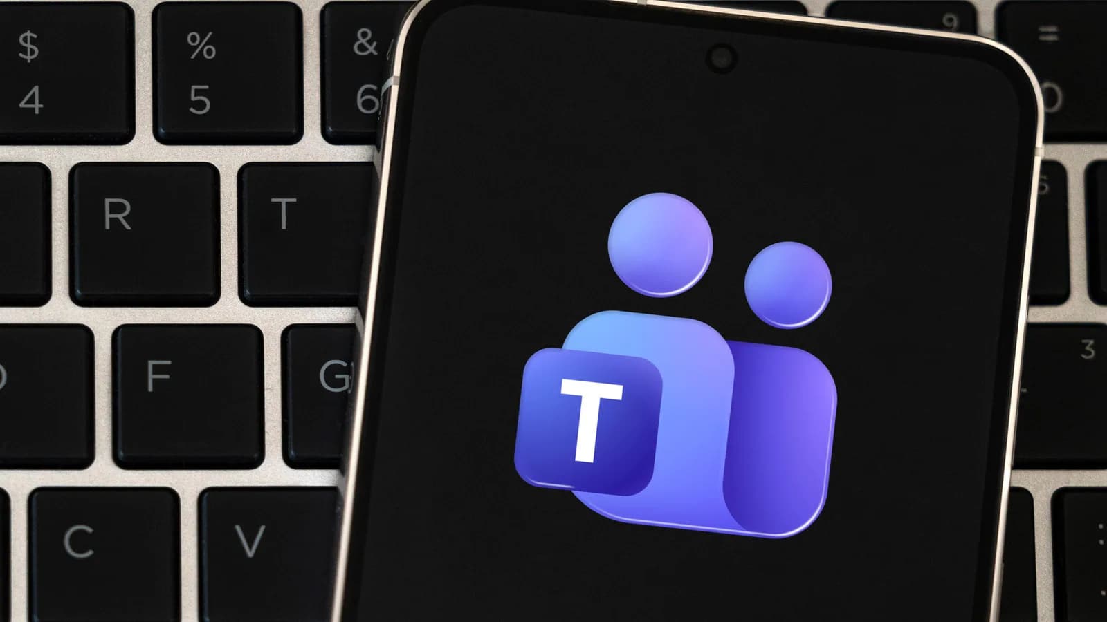 Teams Workplace Check-in 到底記錄咩：GPS 追蹤定辦公室提示？