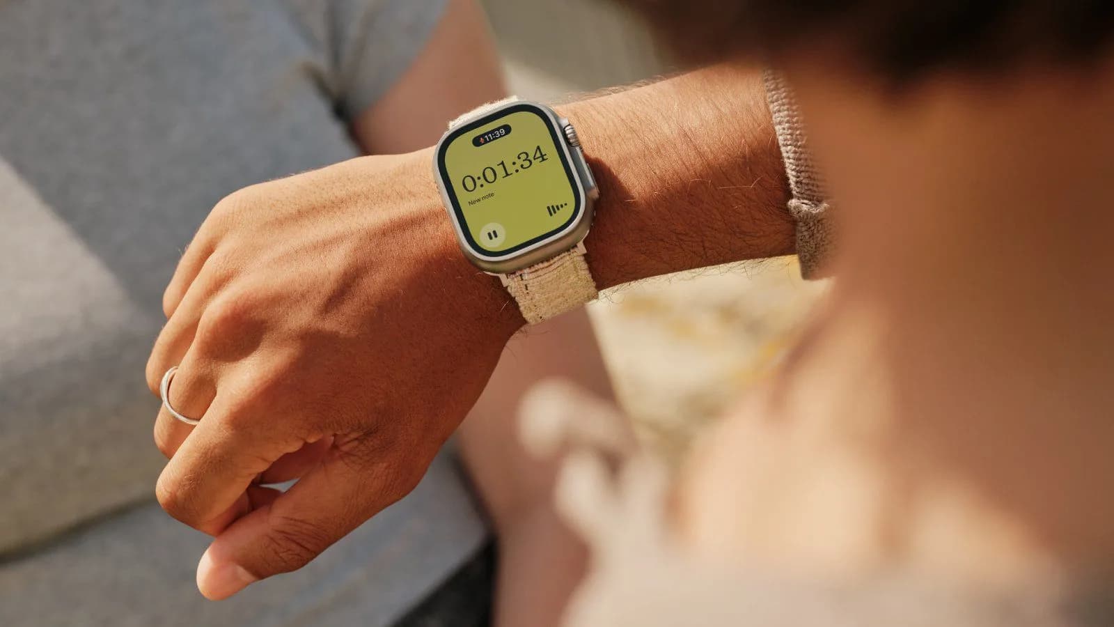 Granola 登陸 Apple Watch：一撳記低面談，粵語同私隱仍係兩道門檻