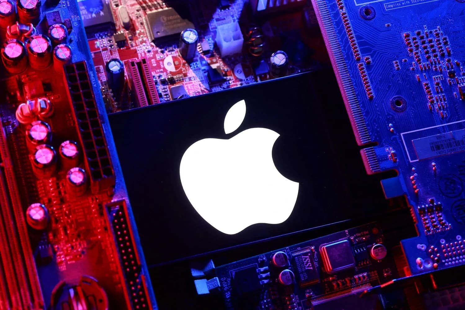 Siri AI 免費唔等於任用：iCloud+ 或會變 Apple AI 額度入口