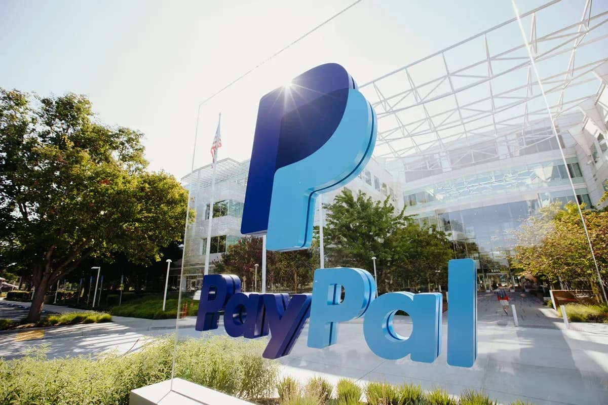 Stripe 聯同 Advent 出價 530 億美元買 PayPal，睇中嘅其實係兩邊商戶生態