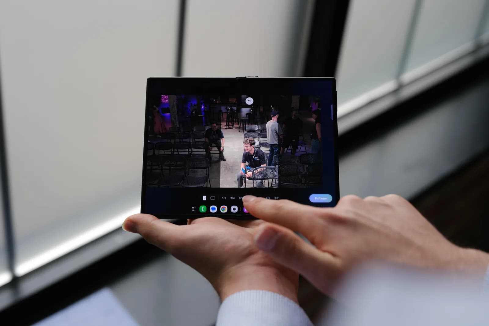 Galaxy Z Fold8 三機港行點揀：闊身 Fold 同 Ultra 用法差得遠