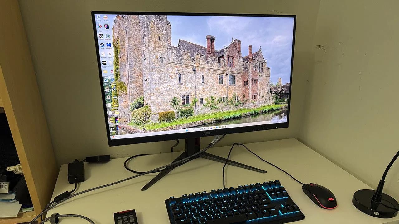 AOC U27G4XM：4K 160Hz 同 FHD 320Hz 一部芒玩兩套玩法