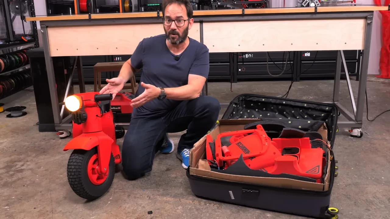 Ivan Miranda 3D 打印電動車塞得入行李箱：好玩但唔係代步方案