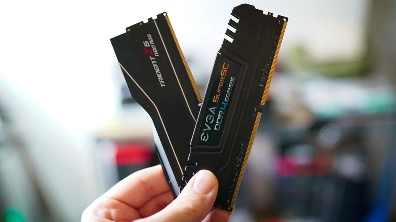 LGA 1700 平價砌機沿用 DDR4 慳到錢，但遊戲效能最多跌四分一