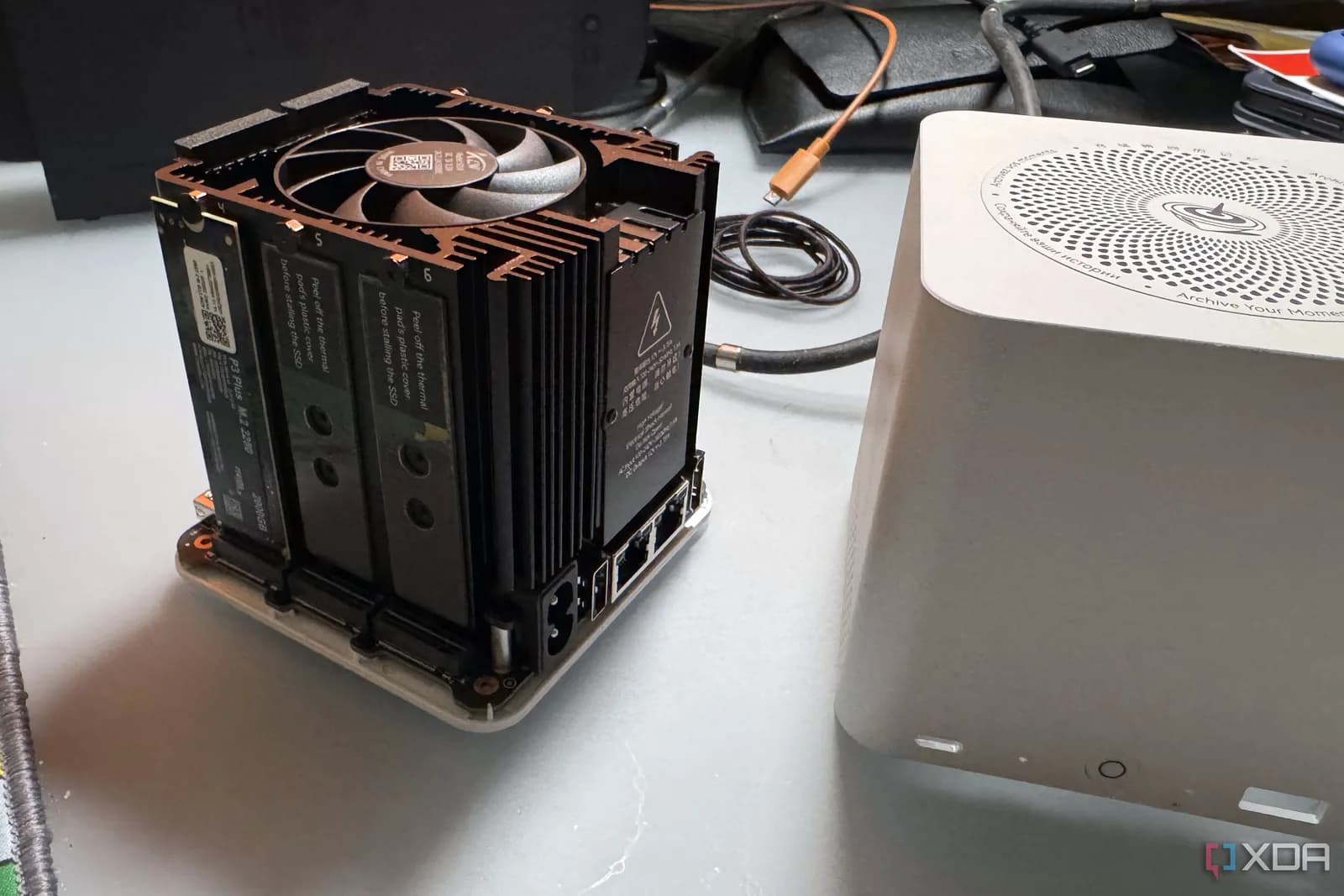 買多槽 mini PC NAS 唔好淨係數 M.2：PCIe lanes 點分先值得睇