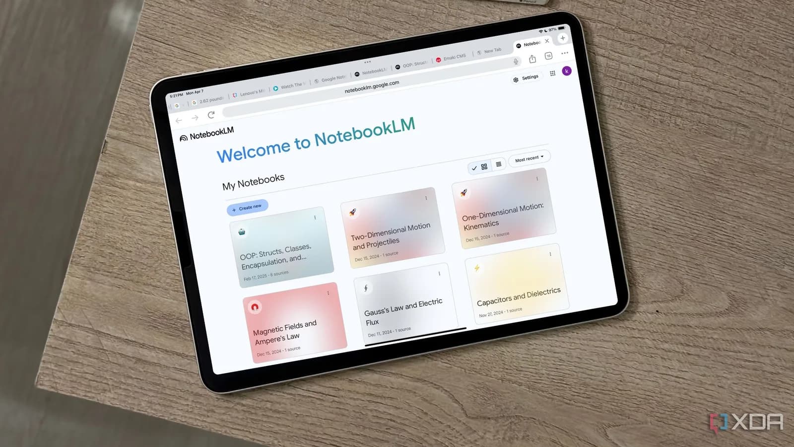 NotebookLM 3 個慳時間用法：對文件、追引用、整 Audio Overview