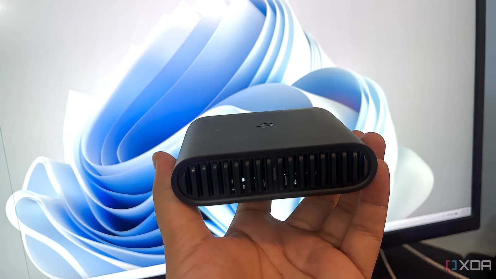 旅行 router 有咩用？酒店 Wi‑Fi 一次駁晒多部裝置，但唔會幫你加速