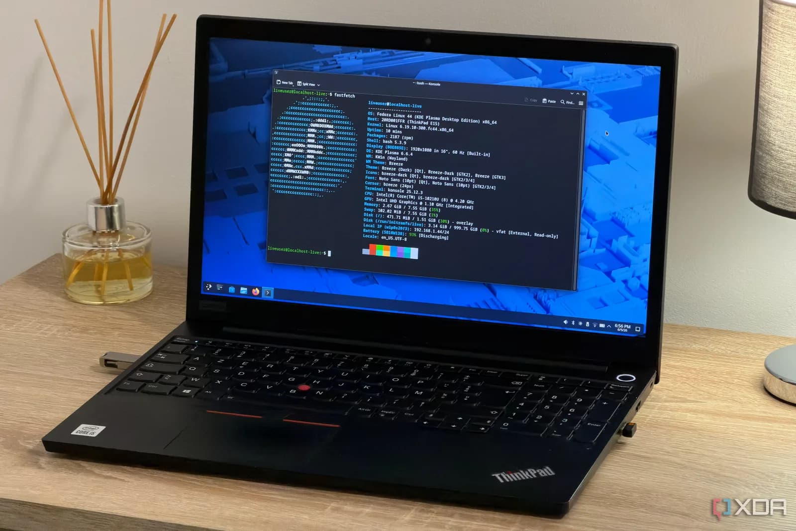 Ubuntu 推本機 AI 工具，Fedora AI 桌面計劃先踩停車