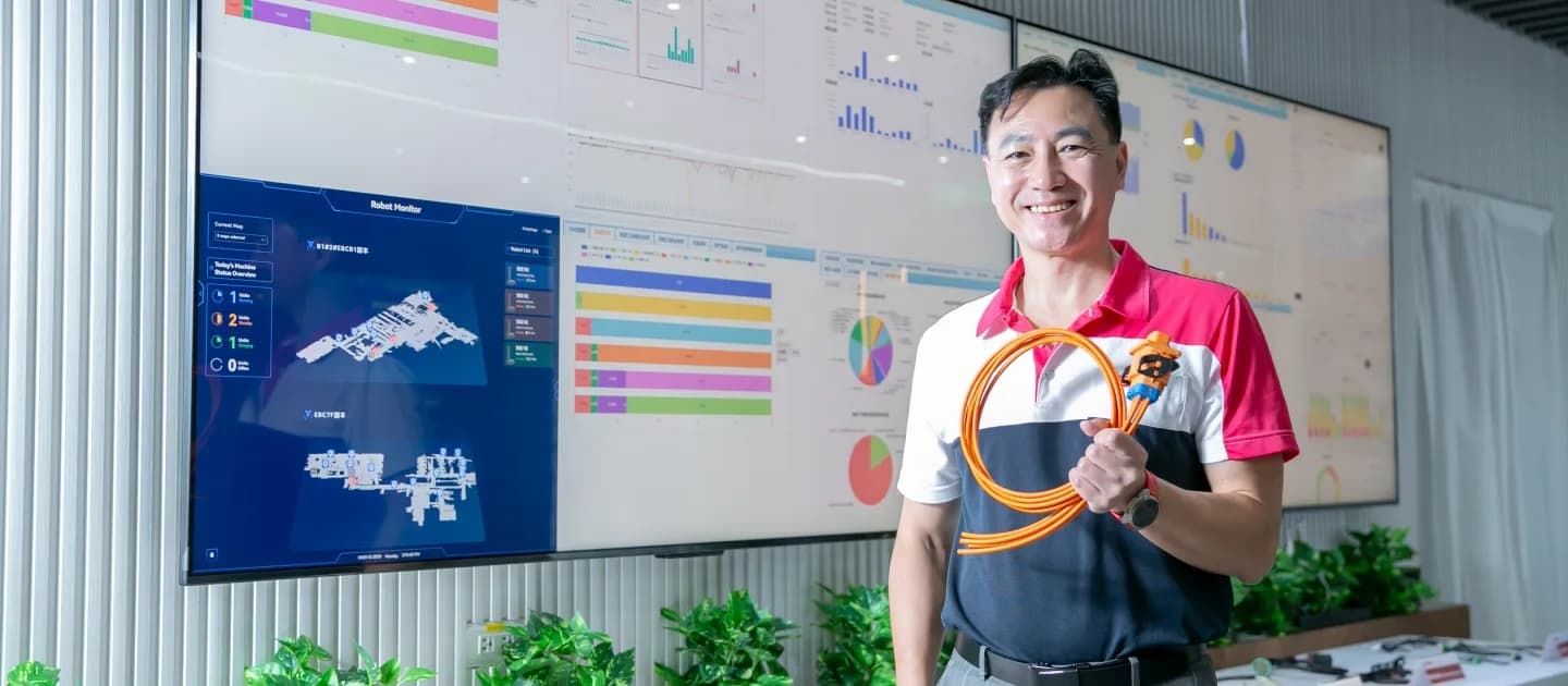 三部電腦跑三種 AI：新呈工業點分 ChatGPT、Claude Code 同 Hermes