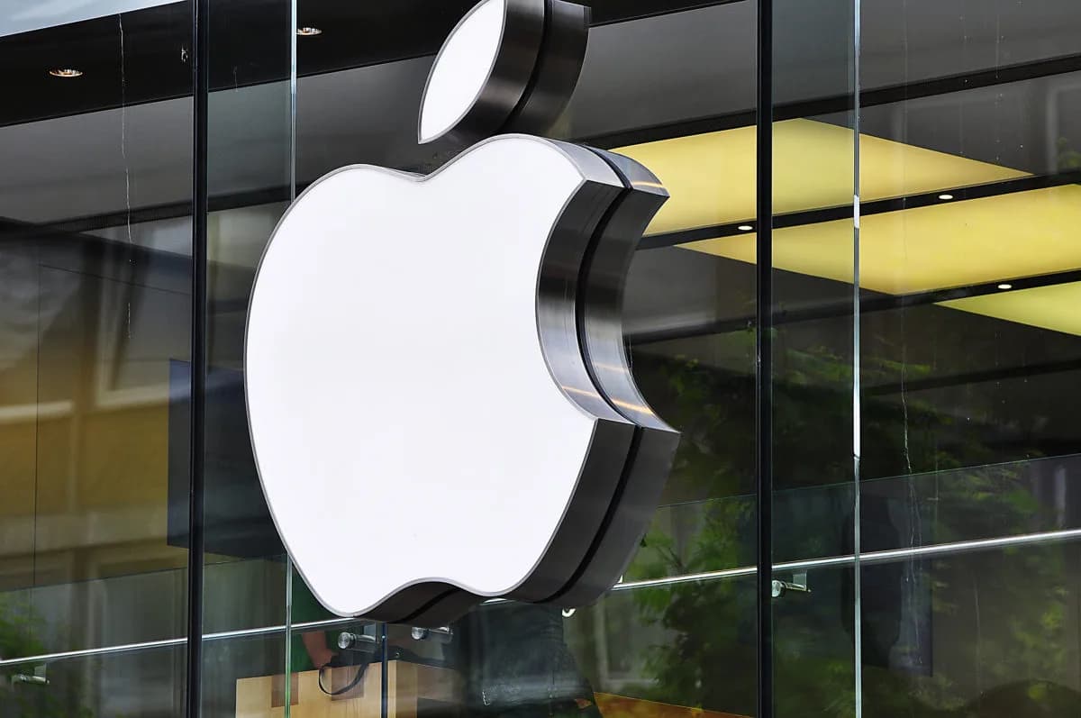 傳 20 週年全玻璃 iPhone 良率不過關：蘋果高階設計要改路線？