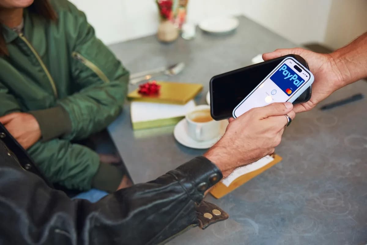 傳 Stripe 夥 Advent 加價洽購 PayPal，買家同網店而家要知咩