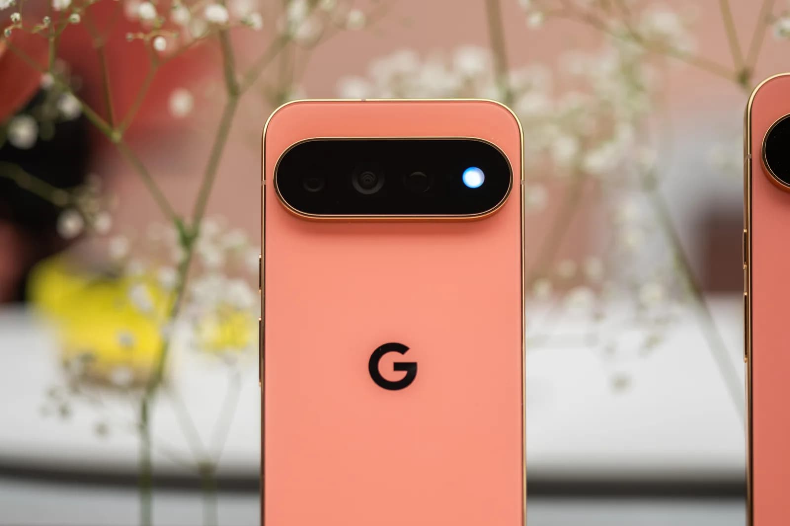 Pixel 11 Camera Looks 放低完美相片：Google 點解肯收細 HDR+ 力度