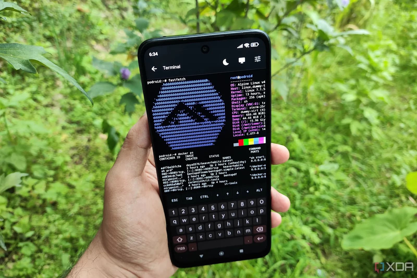 舊 Android 手機跑 Docker 唔使 root：Podroid 有得玩，但未夠班做長開 server