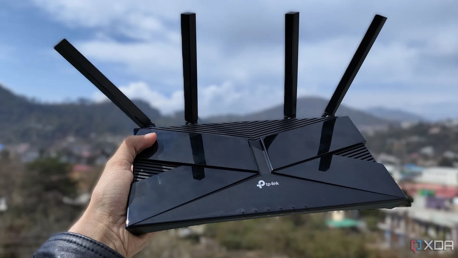 換兩次 Router 先發現係條舊網線：Wi‑Fi 慢先查 WAN 有冇跌速