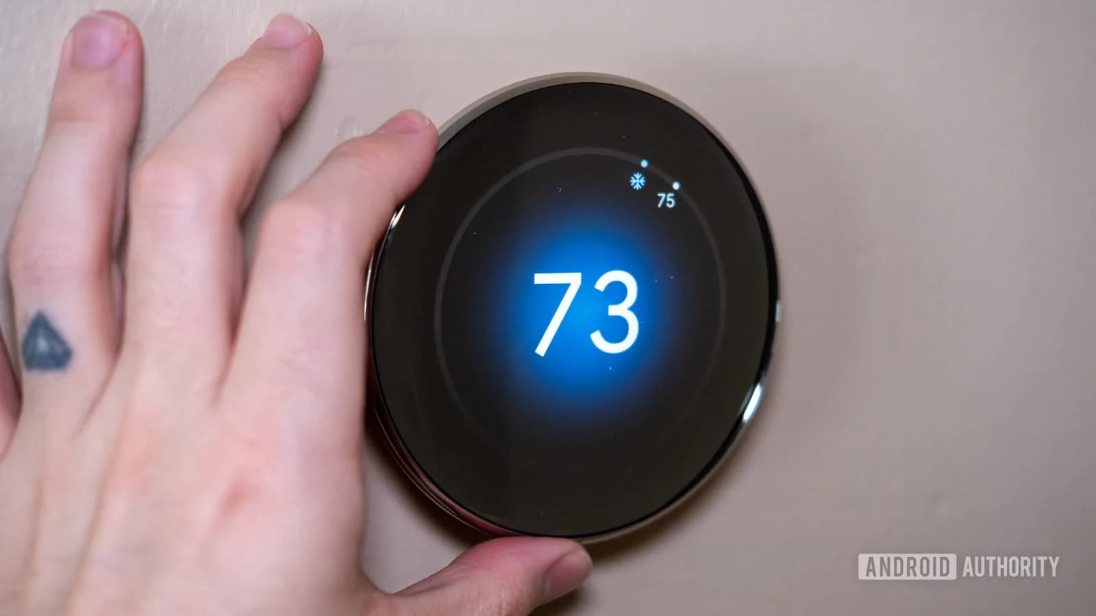 Google Home 4.20 提你冷氣壓縮機疑似出事,但香港未必啱晒用