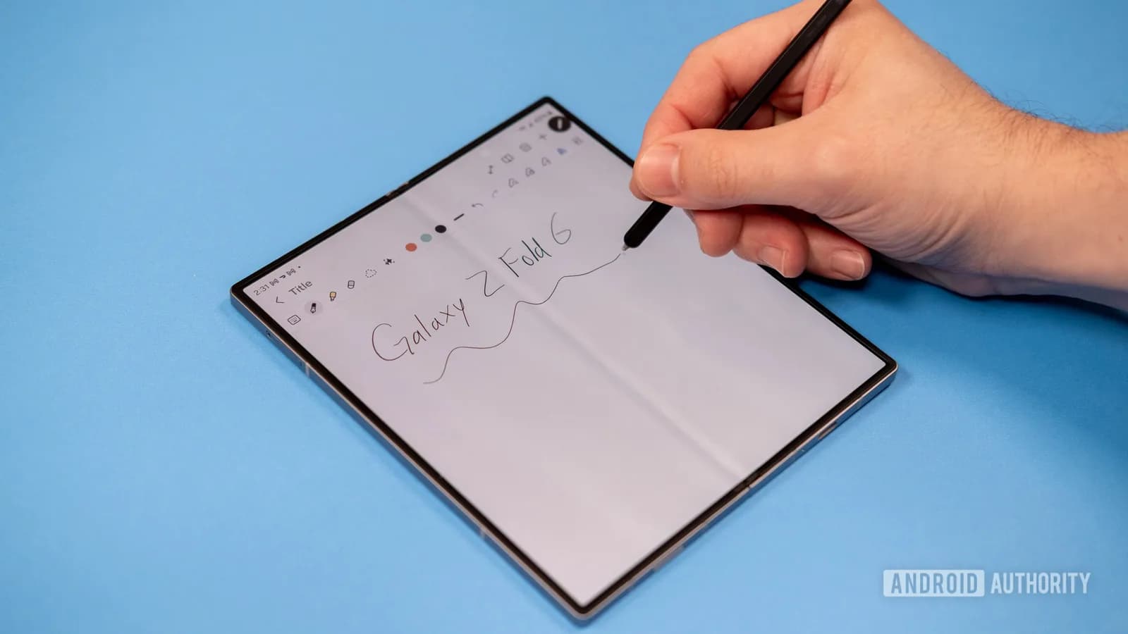 Galaxy Z Fold8 連續兩代冇 S Pen:過萬元摺機薄身換走咗咩