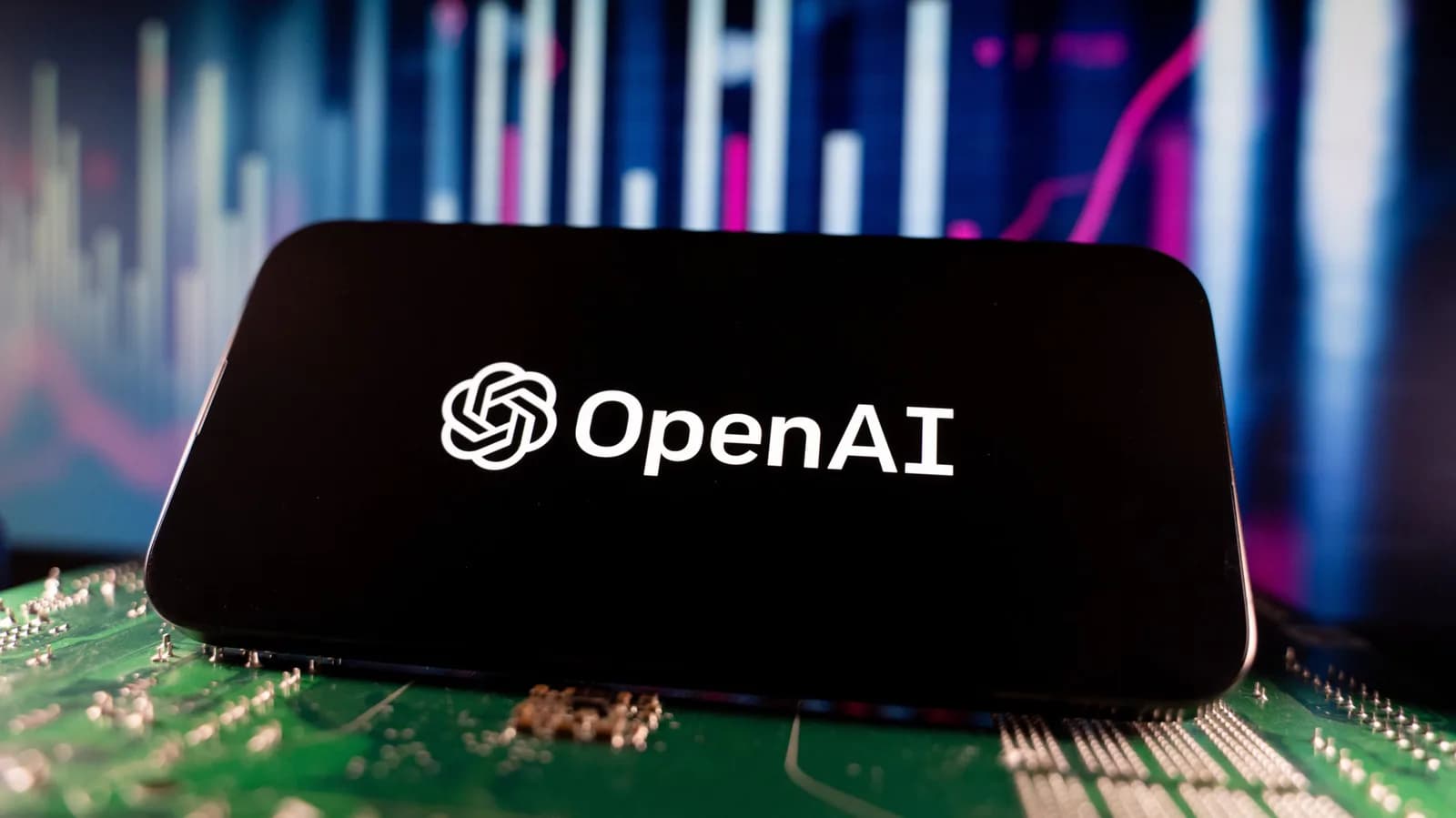 Apple 入稟指 OpenAI 涉嫌竊取硬件商業秘密,Jony Ive AI 裝置夢撞上官司