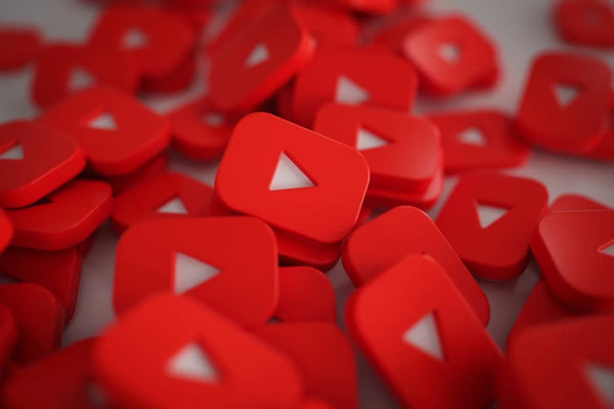 YouTube 收緊營利規則:AI 輔助照用得,公式化量產先高危