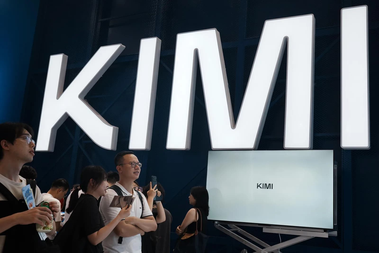 Kimi K3 再掀「Sputnik moment」:開放權重模型追到邊
