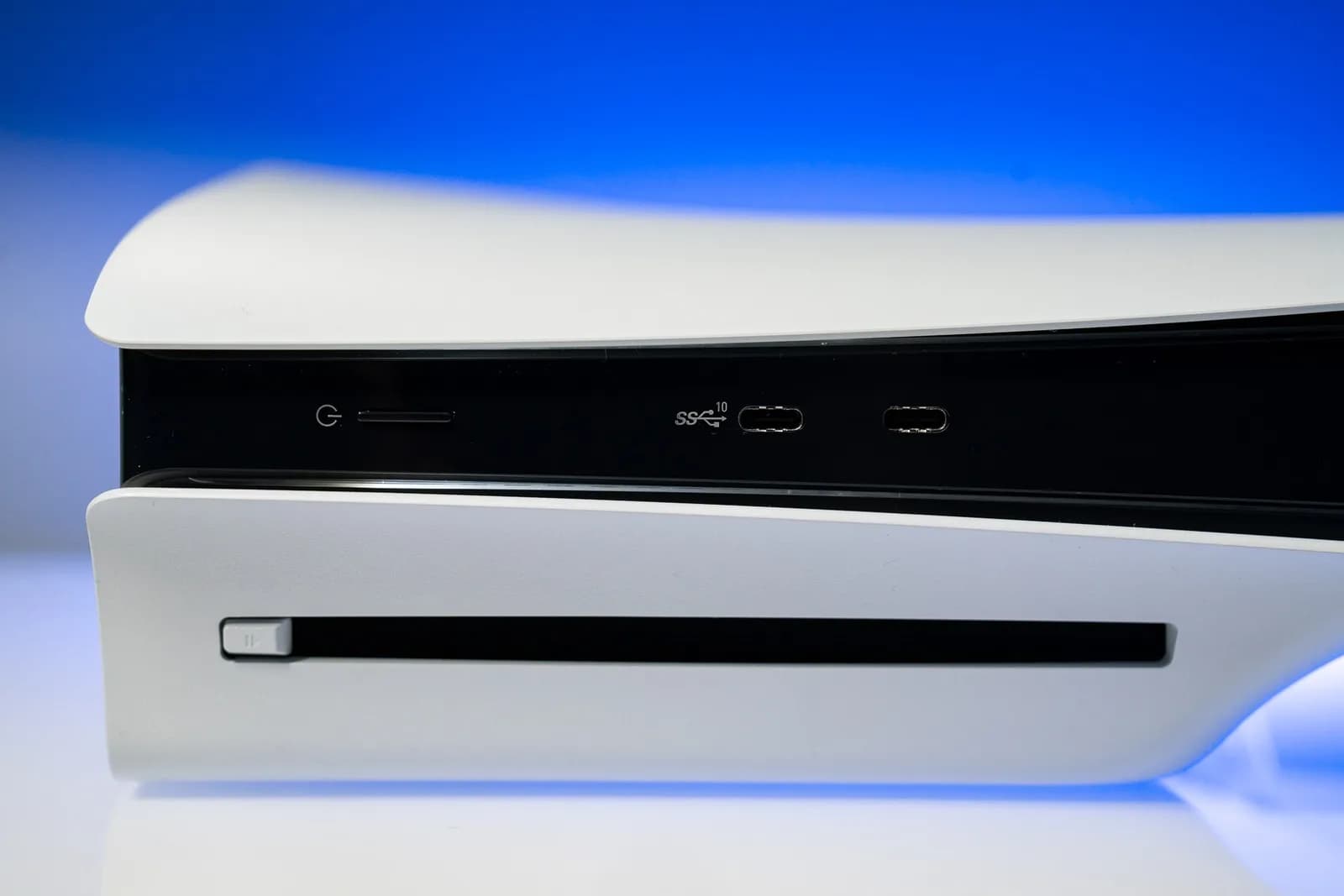 Sony 頂住反對聲照推:2028 年後 PlayStation 新作告別實體碟