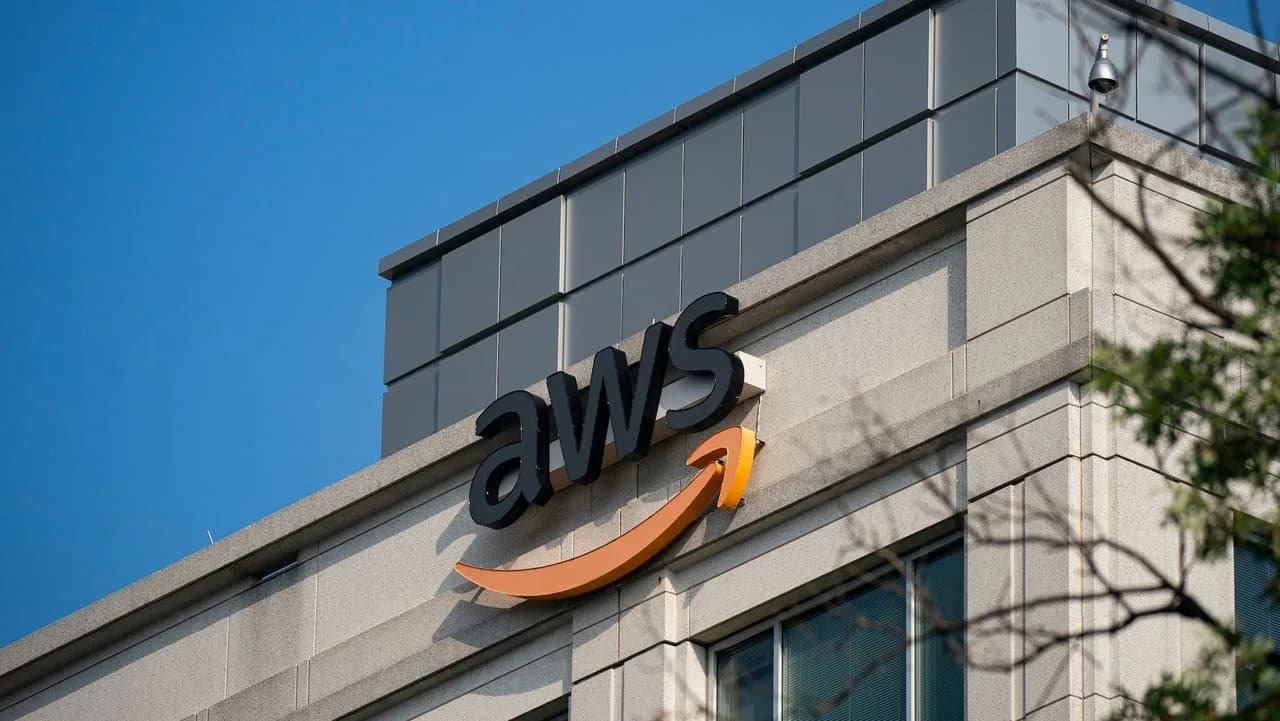 伊朗聲稱摧毀 AWS Bahrain 數據中心:上雲唔等於自動有異地後備