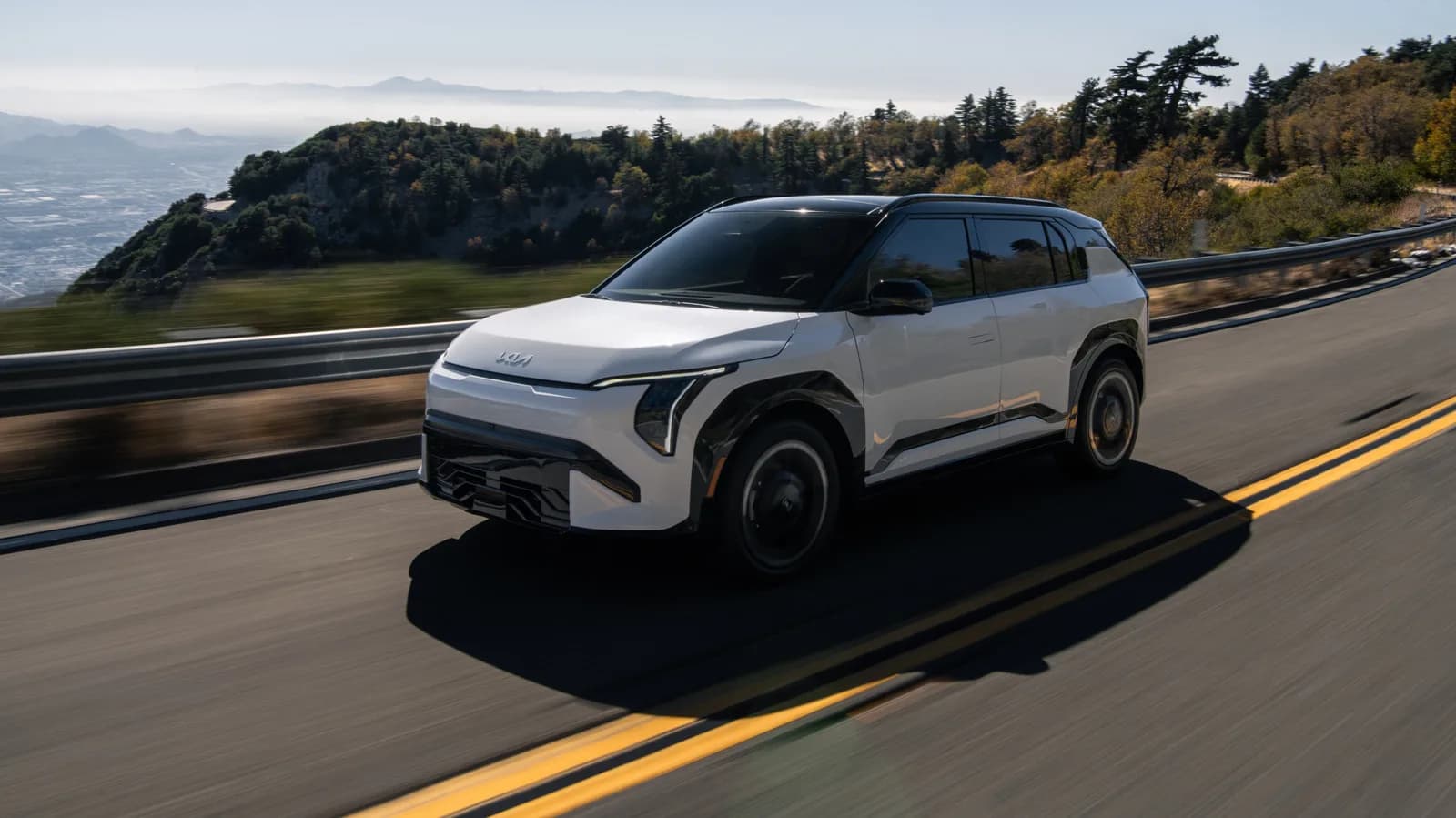Kia EV3 美國賣三萬美元有幾平?拆開香港車價同稅項再計