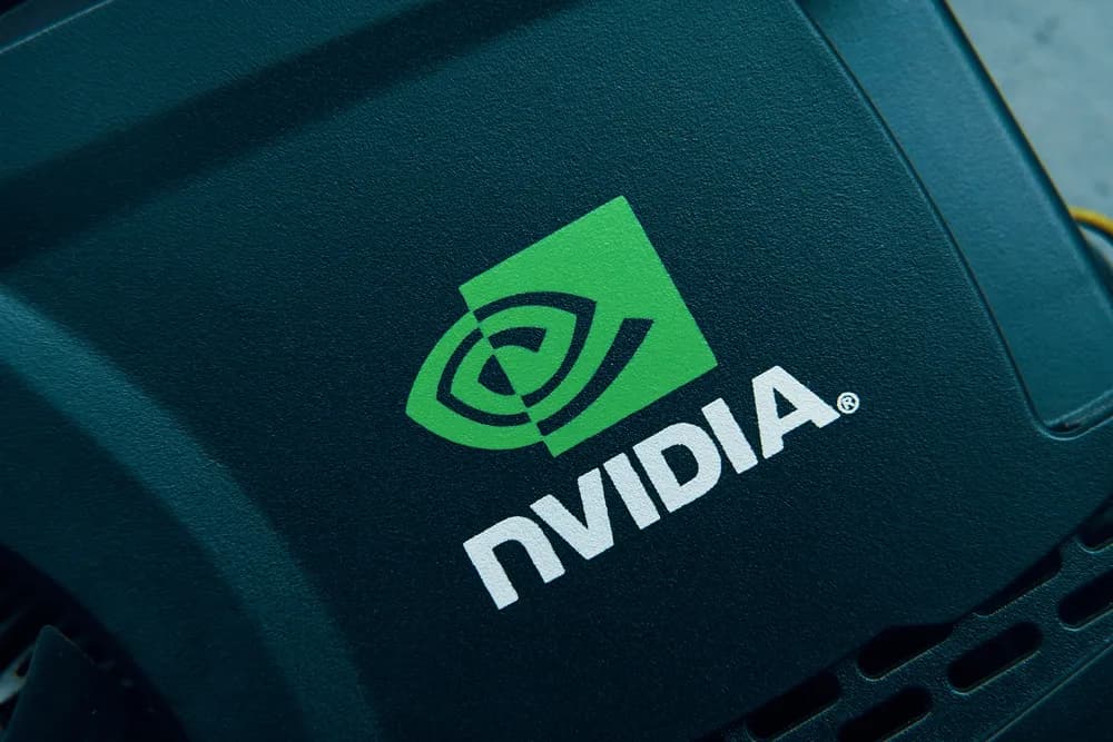 輝達拉埋華爾街替 GPU 開水喉,5,000 億美元融資點解惹泡沫爭議