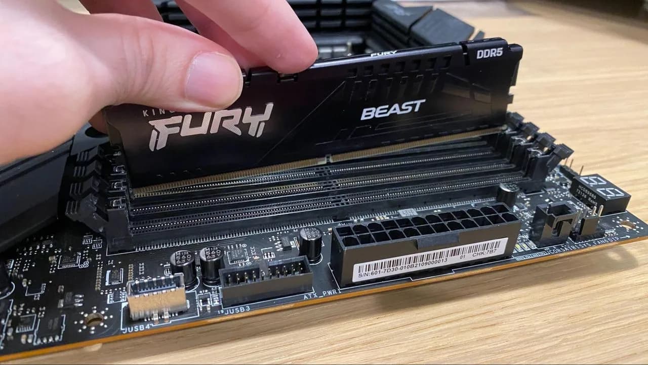 2026 年買 Windows 11 筆電:8GB RAM 仲夠用,定只係勉強頂住?