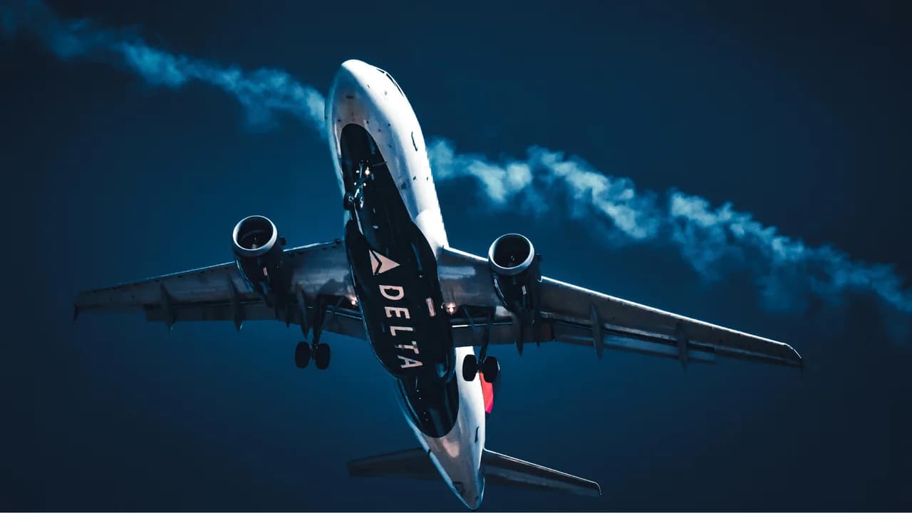 Delta 航班冒出假 Wi‑Fi:搭飛機上網,見到 Google 登入頁要停一停