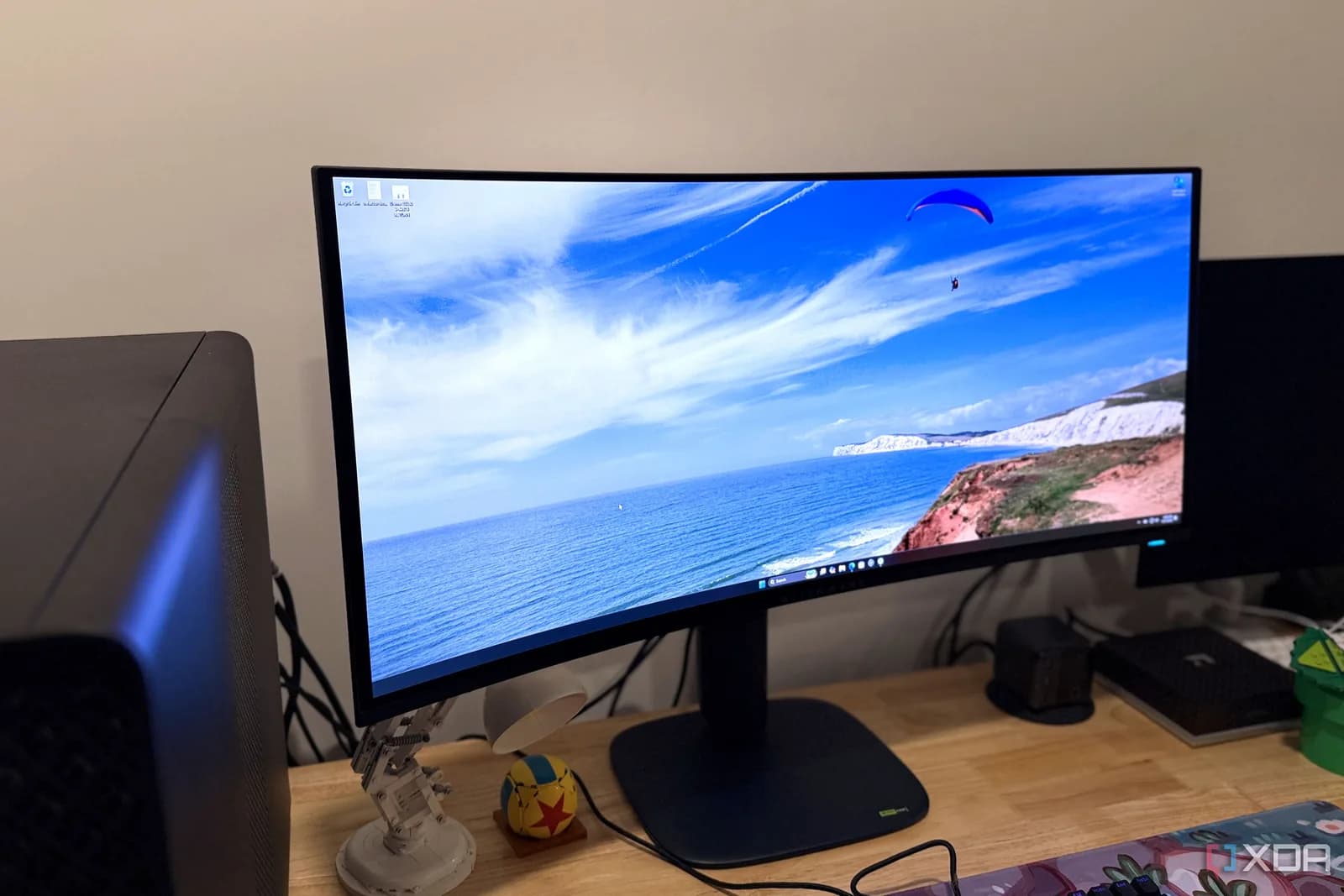 OLED 芒睇字點解有彩邊?AW3426DW 用 RGB stripe 補返辦公短板