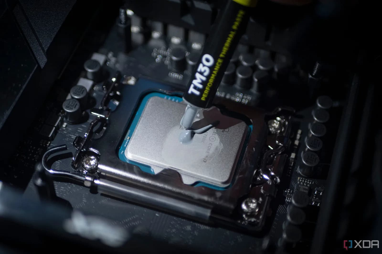 舊 PC 愈用愈熱係散熱膏老化?拆機前按呢個次序查清 CPU 高溫