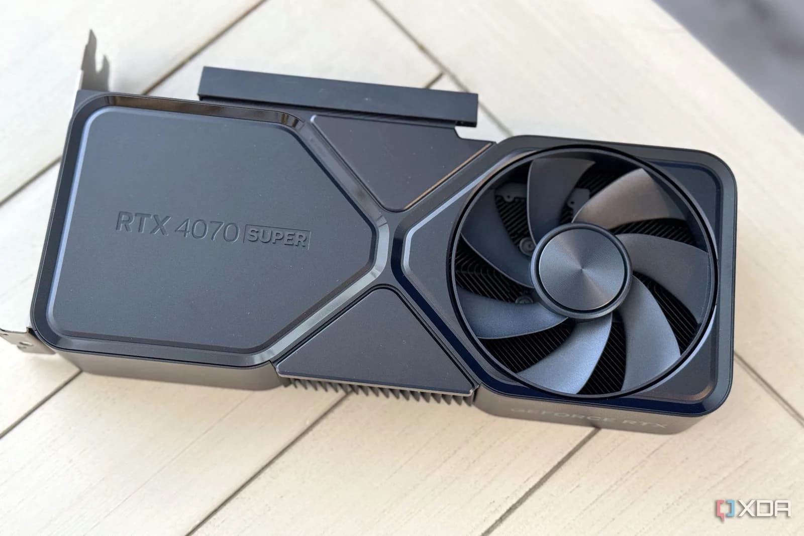 RTX 40 都做到 6X 補幀?拆解 DLSS Enabler 混合玩法同代價