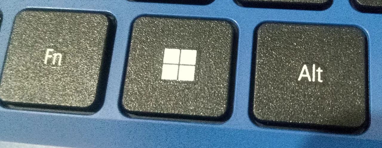 Windows 11 可用 WSL 的 wslc 跑容器:適合快速測試,未取代 Docker Desktop