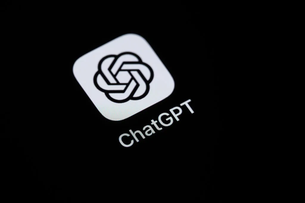 ChatGPT 接入銀行帳戶：理財 AI 方便咗，香港用家更要睇清權限
