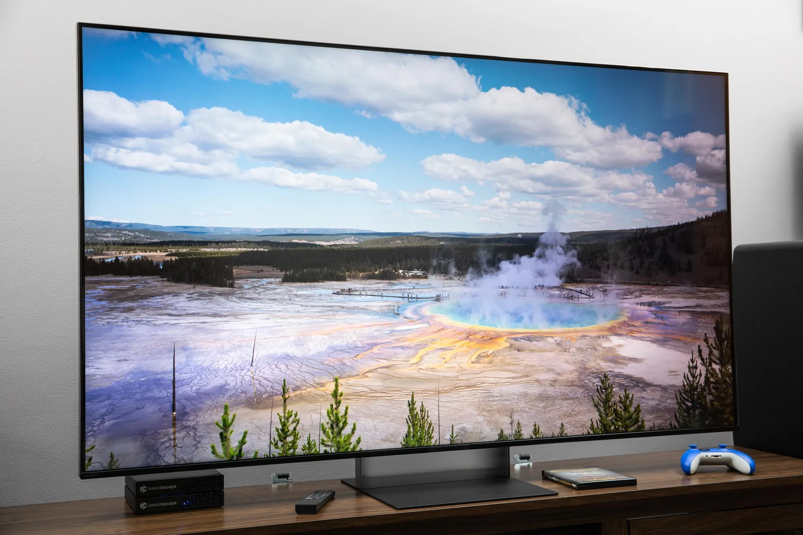 Sony Bravia 7 II RGB LED 實測重點：亮廳有優勢，但未係 OLED 替代品