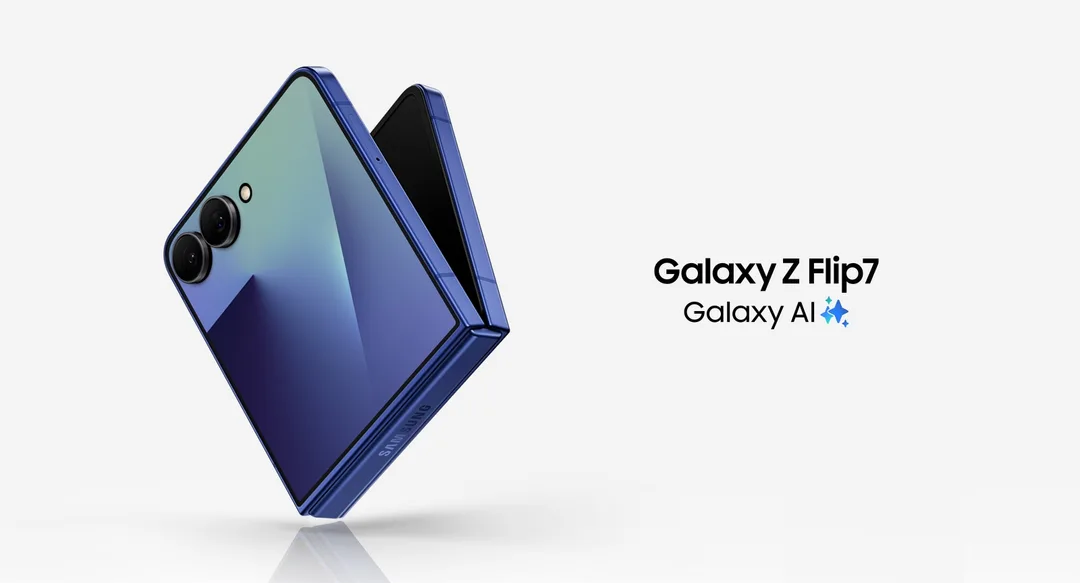 Galaxy Z Flip7 官方產品圖,用嚟對照上一代 Flip 大封面屏