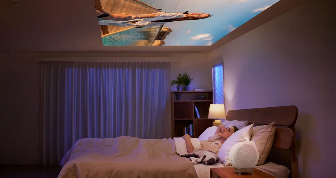BenQ GV32 便攜投影機放喺睡房場景
