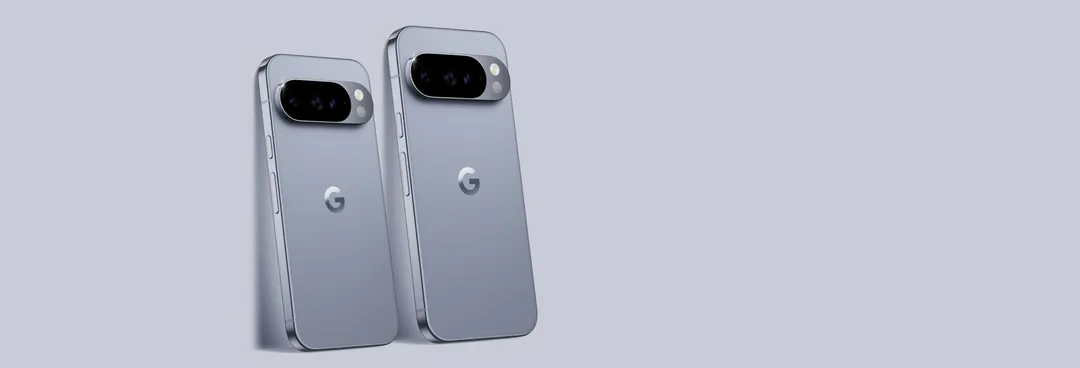 Google Pixel 10 Pro 同 10 Pro XL 背面產品圖，展示兩部灰藍色 Pixel 手機